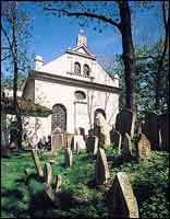 Klausen Synagogue