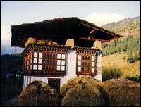 Bhutan, Traditional Houses